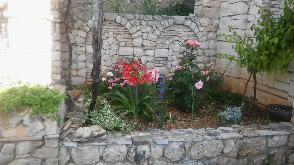 Ruza Apartamento Skradin Exterior foto